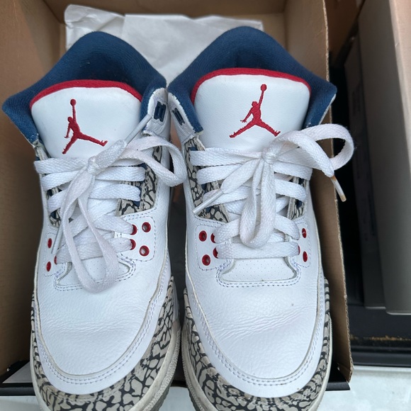 Jordan retro 3 GS - Picture 2 of 3